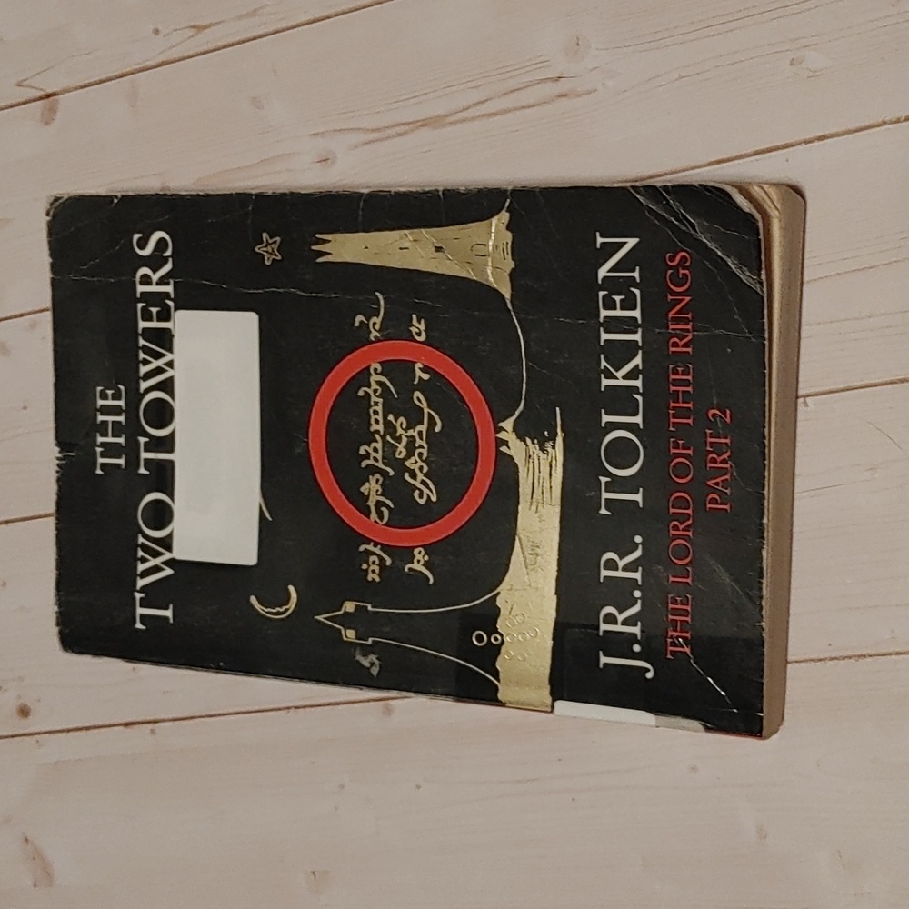 3/$13 Two Towers The Lord Of The Rings Part 2 J.R.R.Tolkien Fiction Book